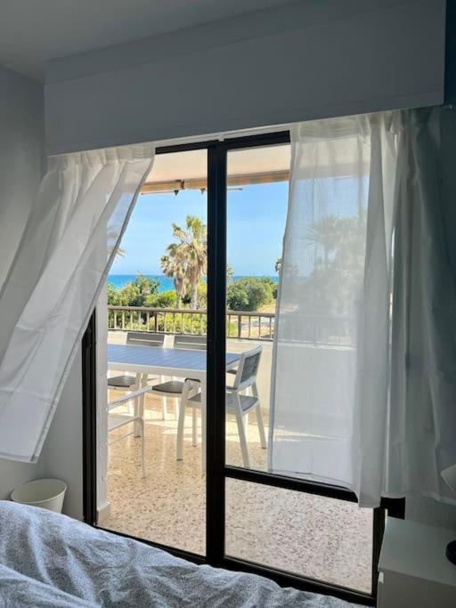 Azul - Casa Azul Sea View, First Line, La Mata-torrevieja Apartment *
