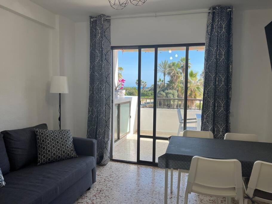 Azul - Casa Azul Sea View, First Line, La Mata-torrevieja